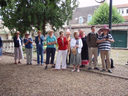 Concours de chapeaux 81