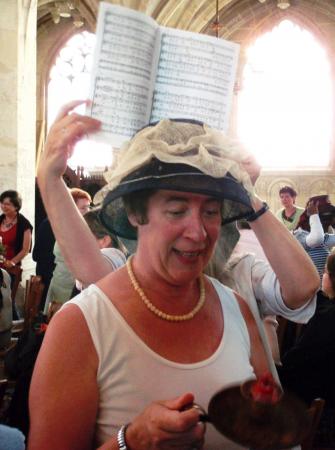 Concours de chapeaux 66